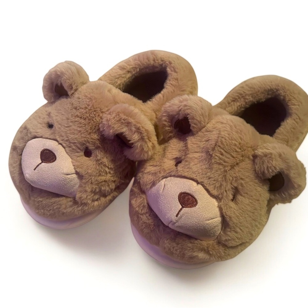 Woman’s brown teddy bear cozy cute slippers